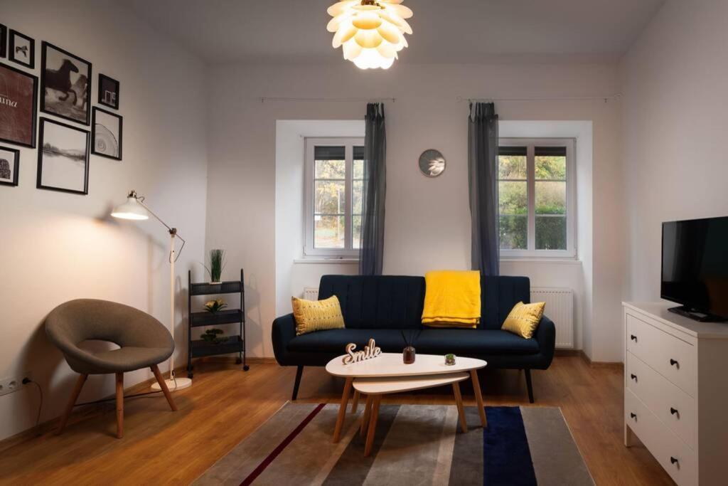 A Charming Little Flat Just Above Szechenyi Square Apartment Печ Екстериор снимка